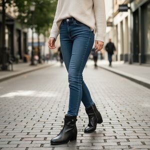 Frye Malorie Button Elegant Black Leather Booties